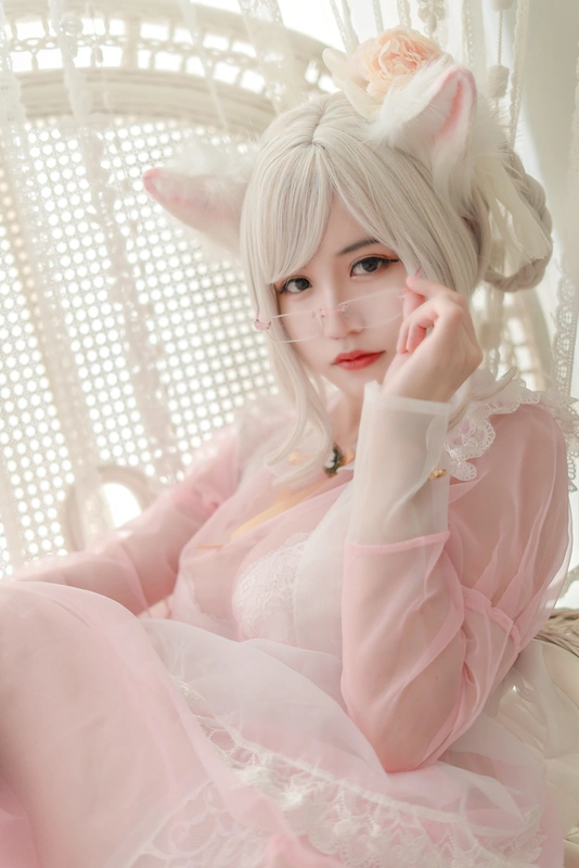 透明女仆粉色 - 小仓千代w